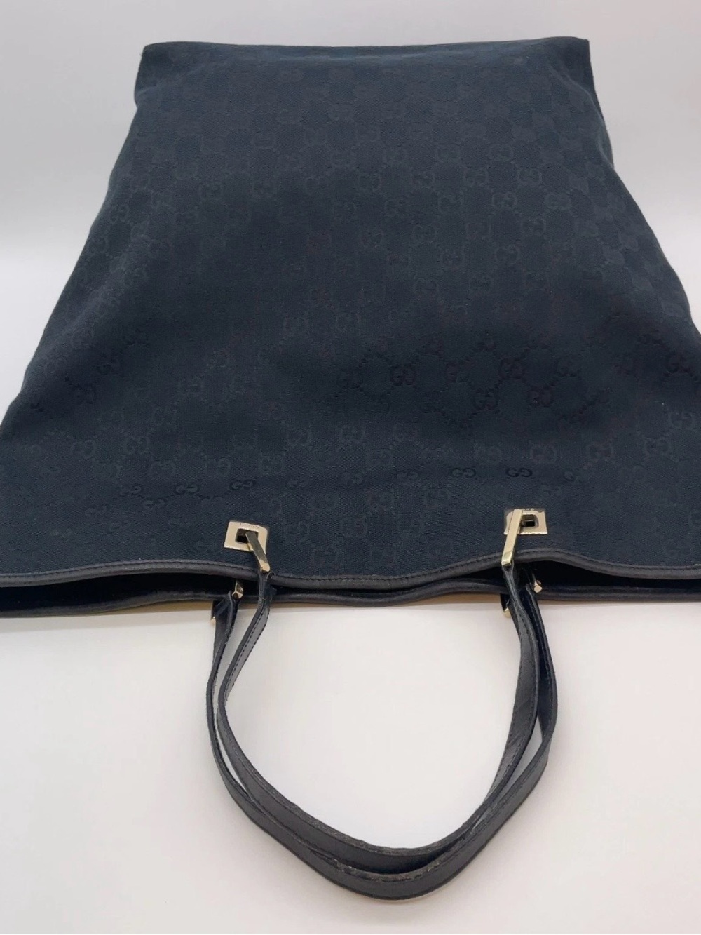 Gucci GG Canvas Leather Black Tote
Shoulder Bag - Picture 3 of 10